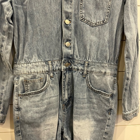 Blue Denim Jumpsuit with Vintage Wash and Relaxed Fit - Picture 3 of 4